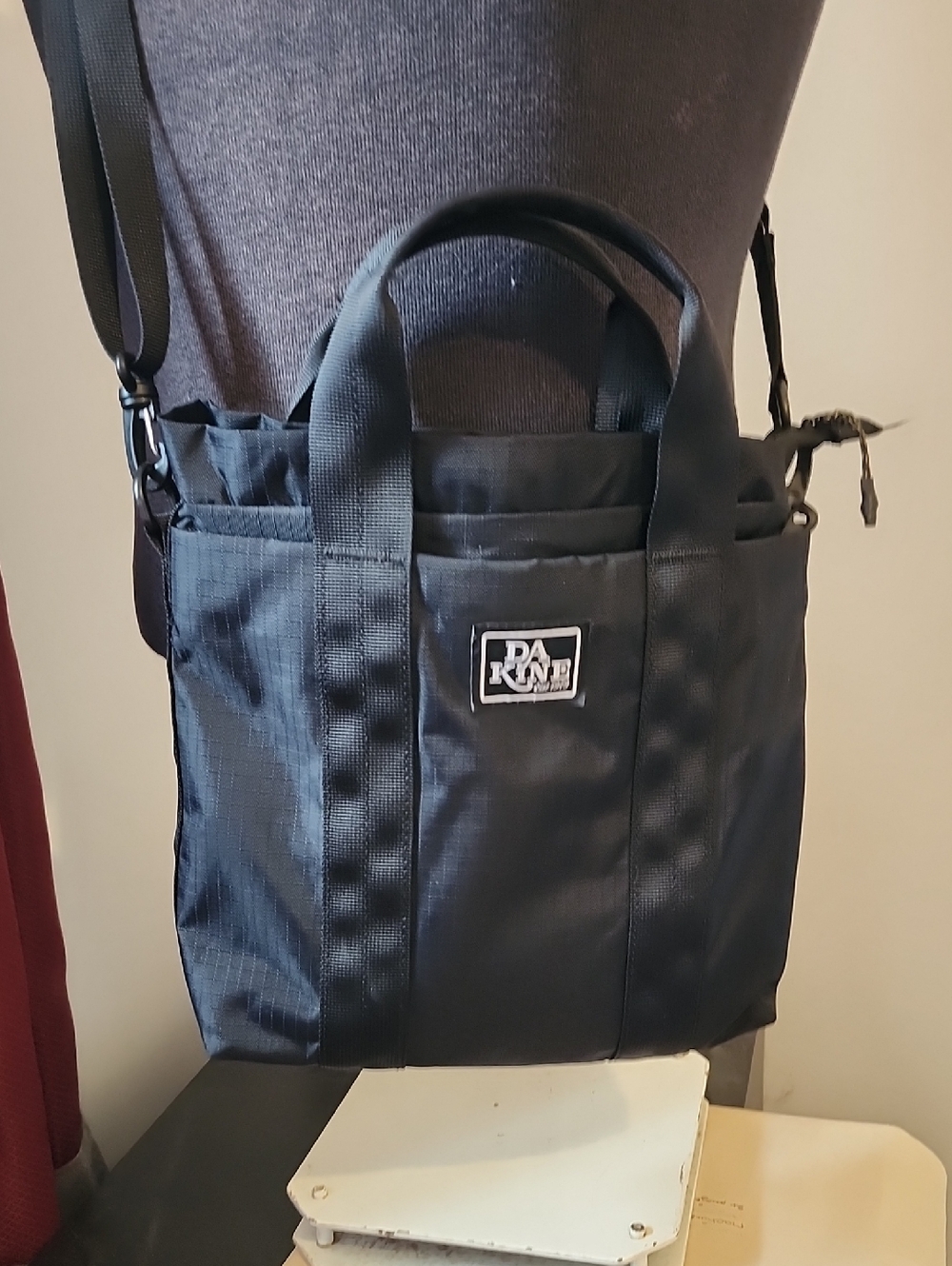 Dakine Jinx Black Crossbody 10 L Tote